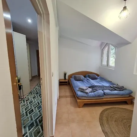 U Stop Czantorii Apartment *